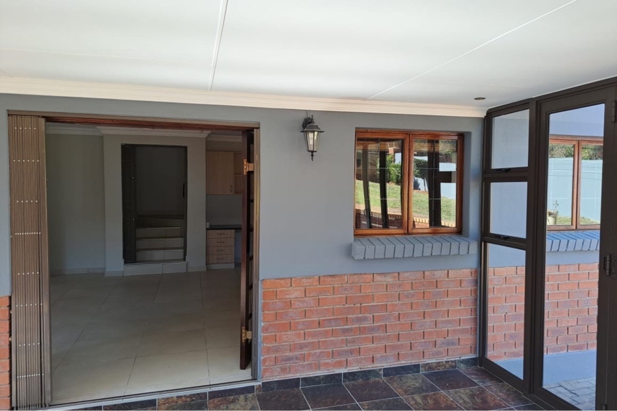 4 Bedroom Property for Sale in Buffelspoort Eco Estate North West